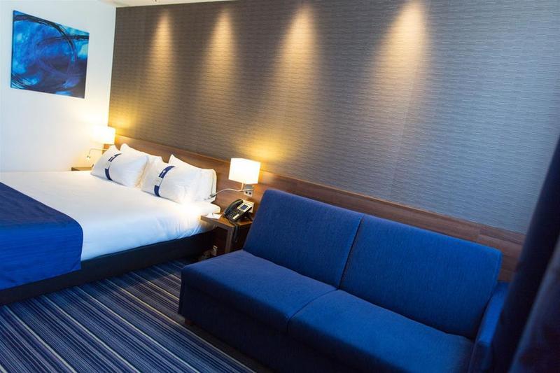 Holiday Inn Express Toulon - Est By Ihg Exterior foto